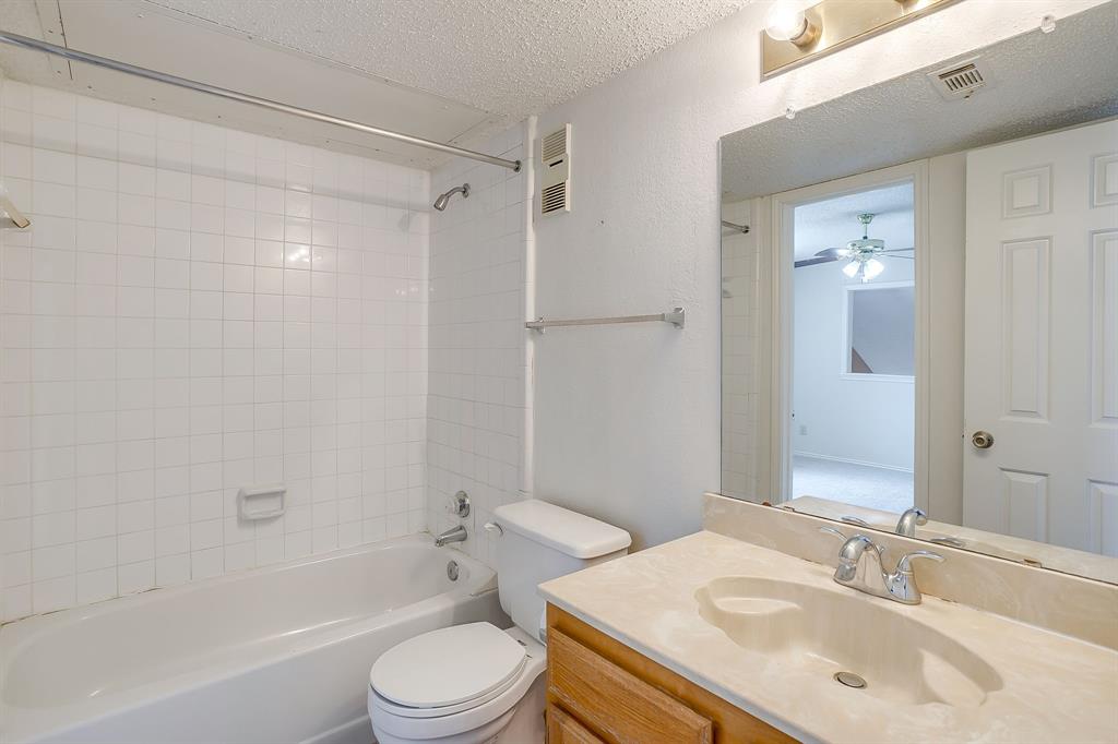 Ridgmar Crossroads Condo - Residential