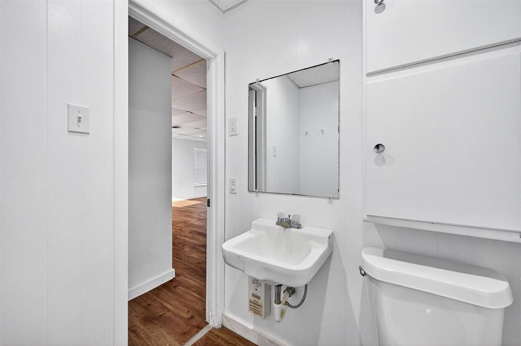 Otp Denison - Commercial Lease