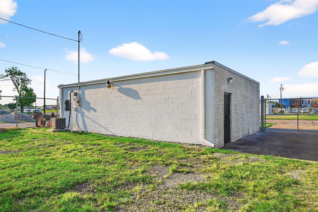 Otp Denison - Commercial Lease