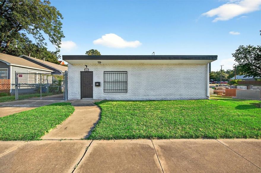 Updated office space for lease in the heart of Denison's bustling downtown area. Perfect for a retail office, this recently renovated space boasts fresh paint, new flooring, and lighting. Ideal for your next business venture, this prime location offers the perfect spot to establish your presence in this vibrant area.