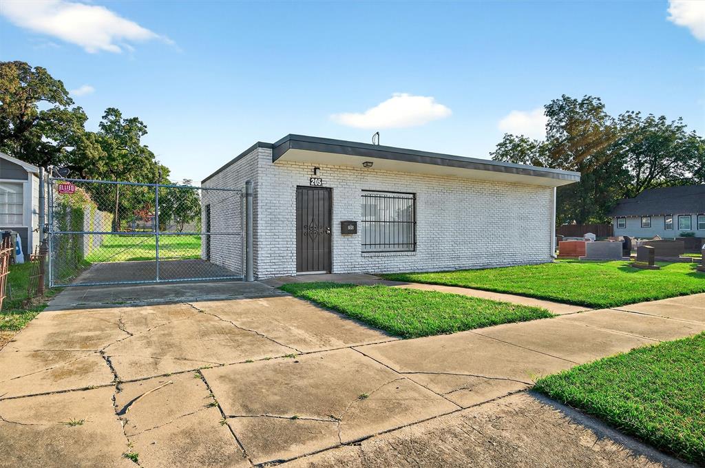 Otp Denison - Commercial Lease