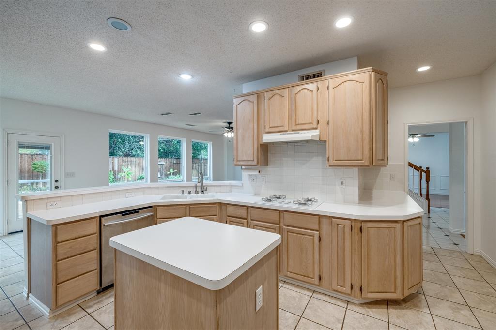 Los Prados Estates - Residential