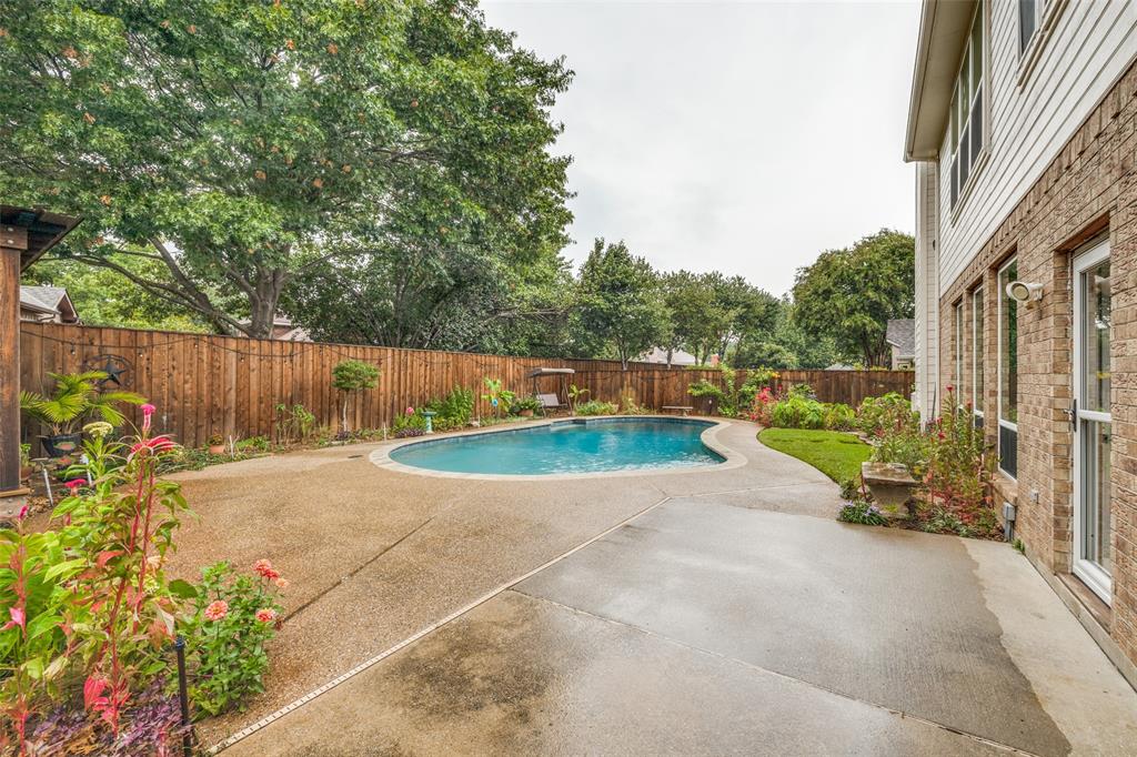 Los Prados Estates - Residential