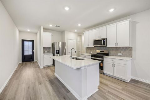 Photo of 3508 Bridgeport Drive, Farmersville, TX 75442 (MLS # 21267496)
