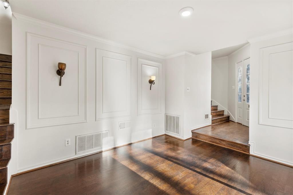 Highland Park West Twnhms Rev - Residential