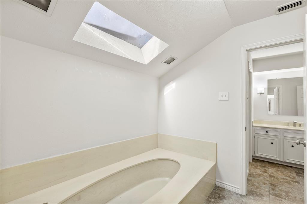 Highland Park West Twnhms Rev - Residential