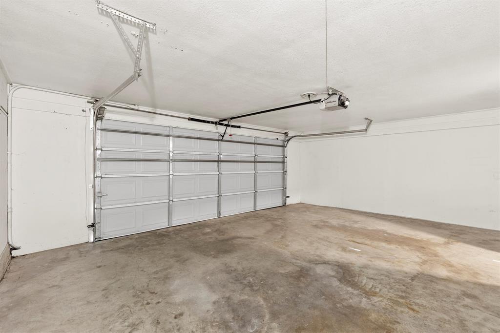 Highland Park West Twnhms Rev - Residential