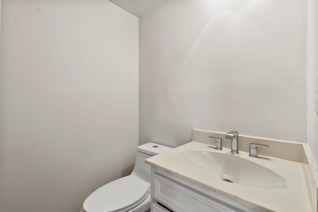 Highland Park West Twnhms Rev - Residential