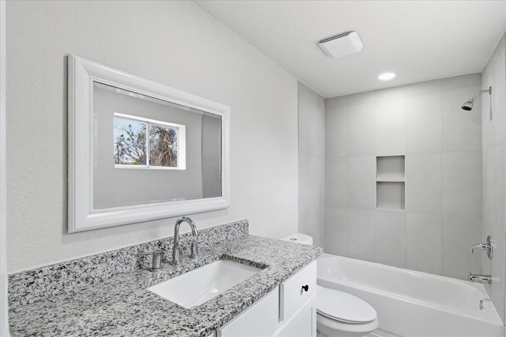 W J S Russell 1st Add - Residential Lease