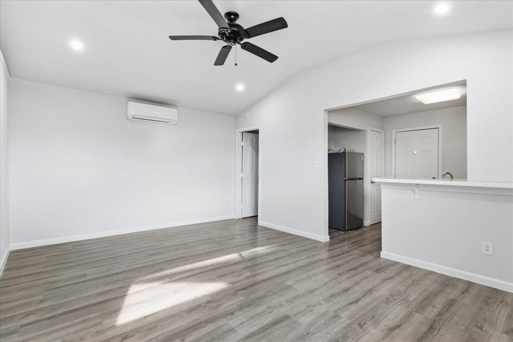 W J S Russell 1st Add - Residential Lease