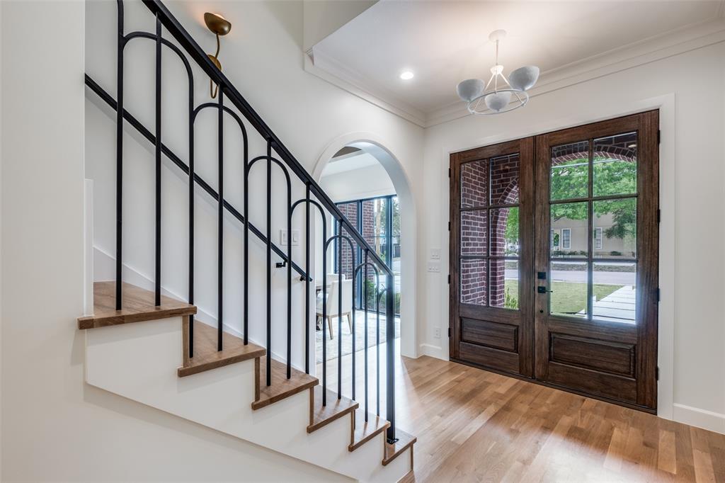 1618 Old Gate Lane