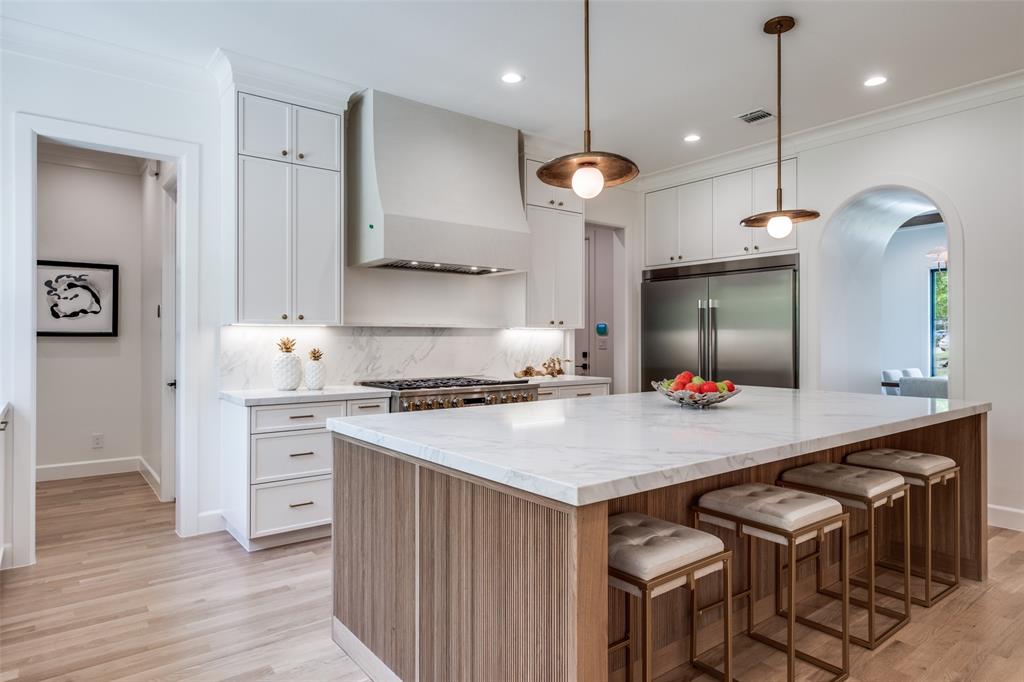 Casa Linda Estates - Residential