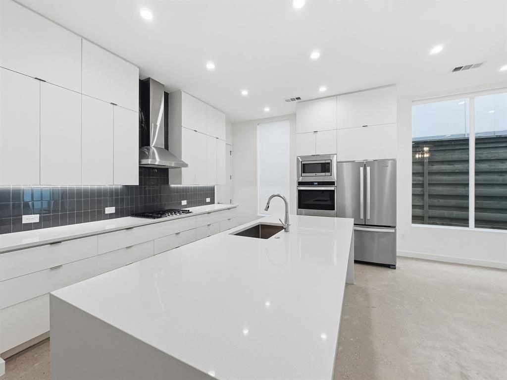 Rick & Hurts North Fitzhugh A - Residential Lease