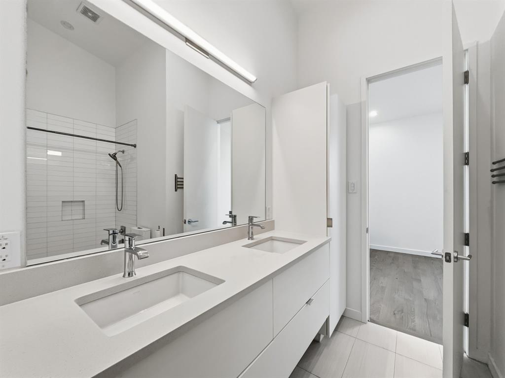 Rick & Hurts North Fitzhugh A - Residential Lease