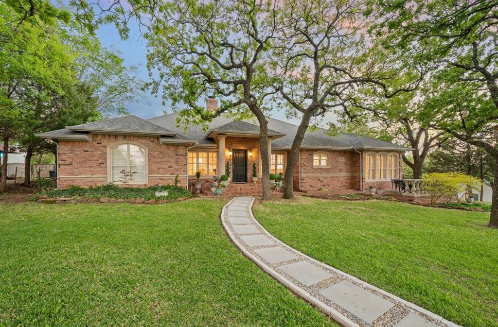 3716 Oakwood Drive