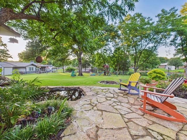 102 Misty Glen Circle