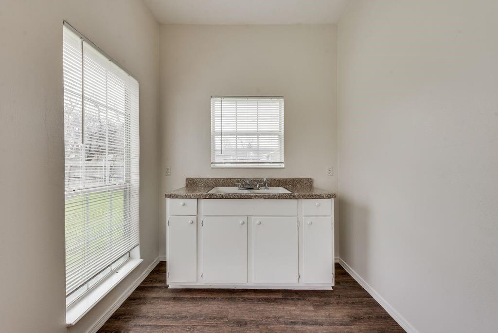 Meadowbrook Add - Residential Lease