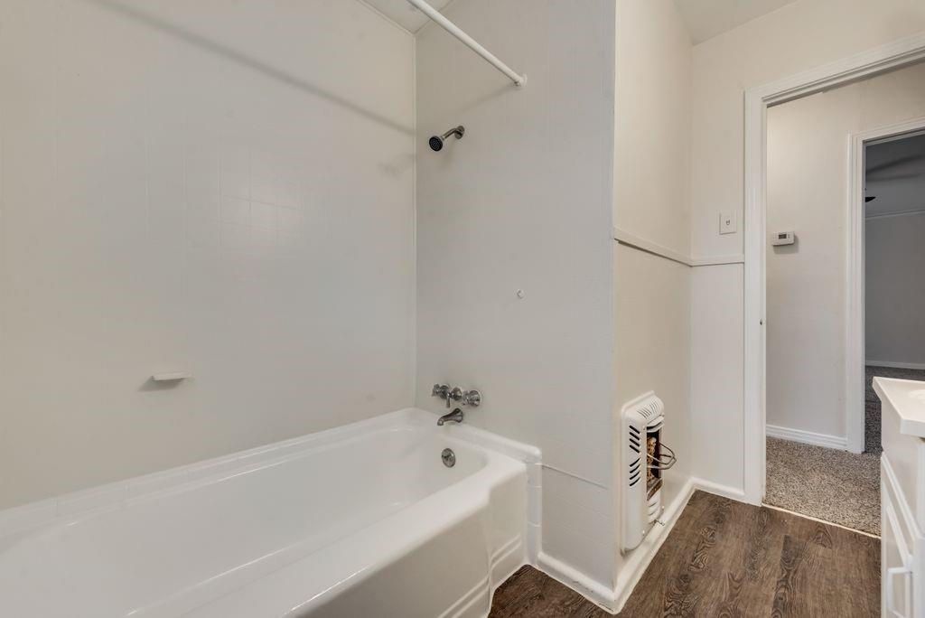 Meadowbrook Add - Residential Lease