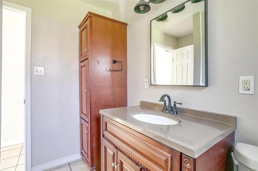 Airflyte - Residential Lease