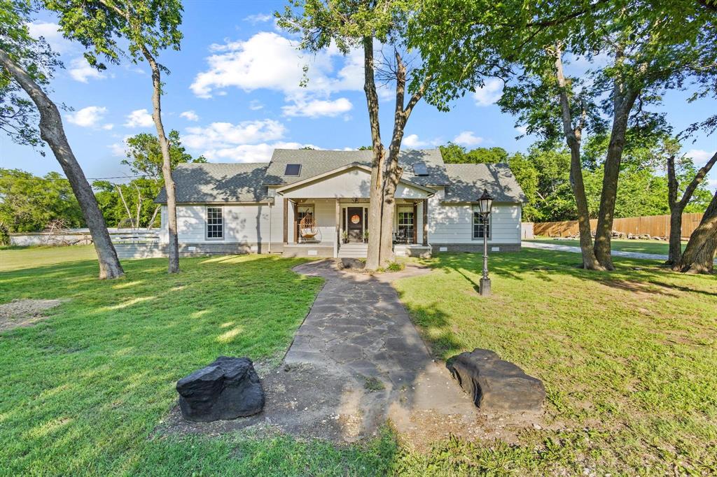 313 Chicken Street