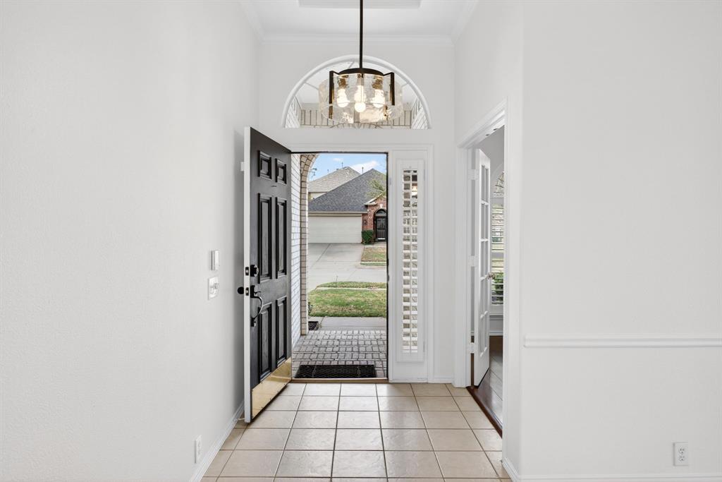 5746 Walnut Creek Drive