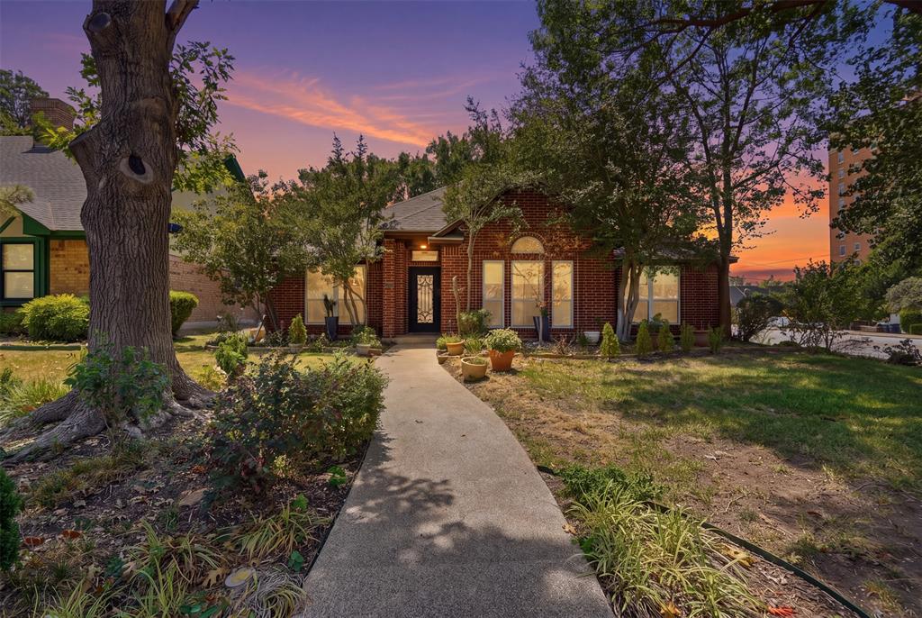 2229 Weatherbee Street
