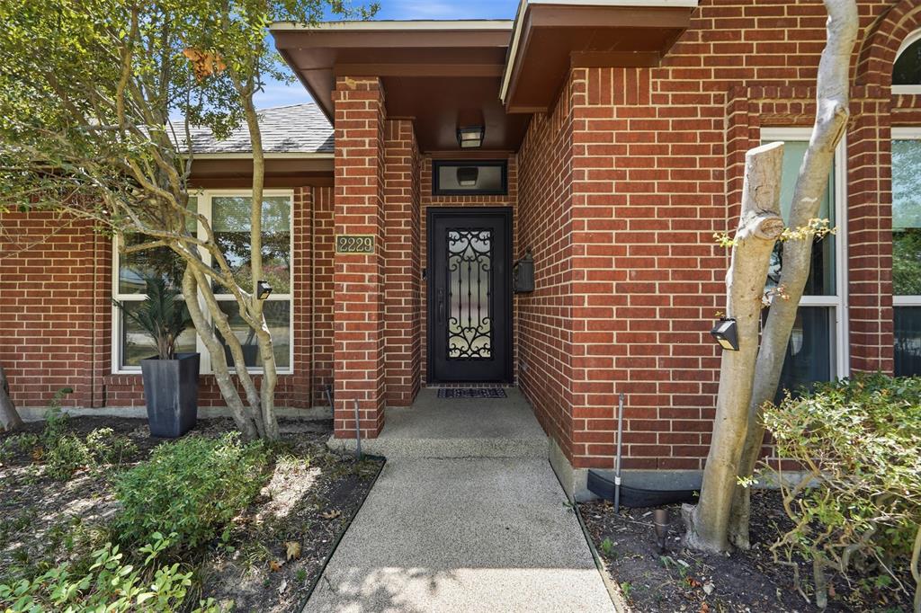 2229 Weatherbee Street