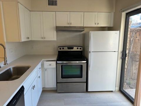 MLS: 20879292