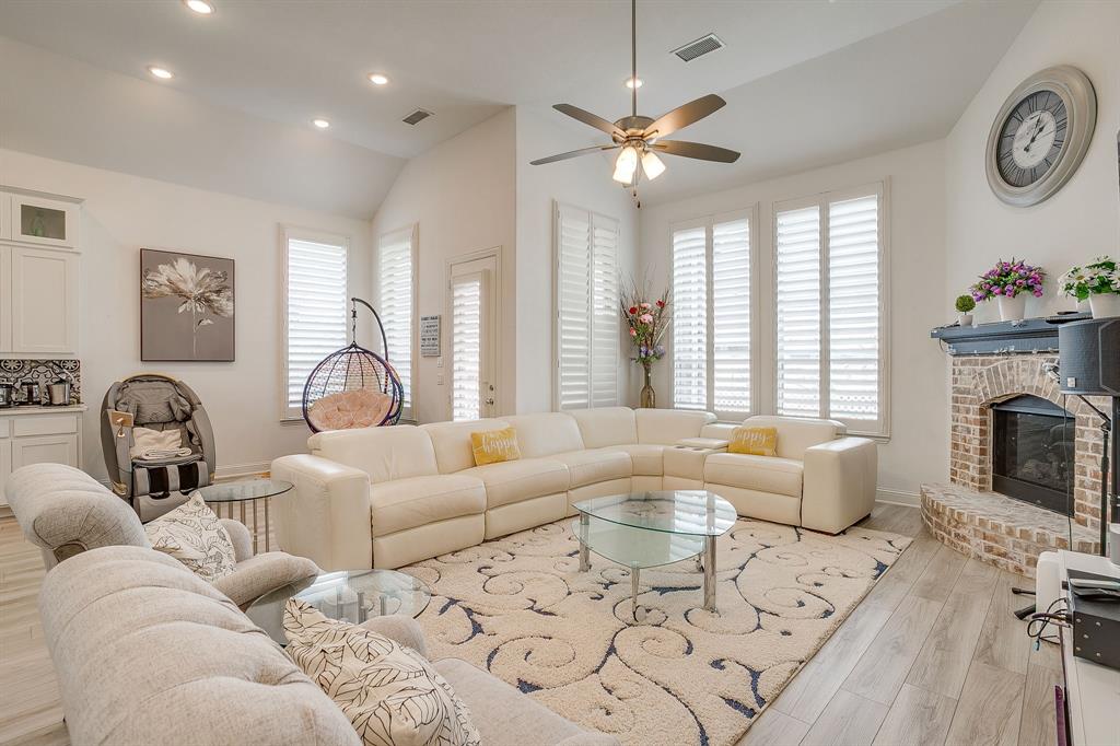 Tavolo Park - Residential