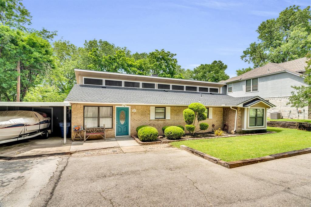309 Lakewood Drive