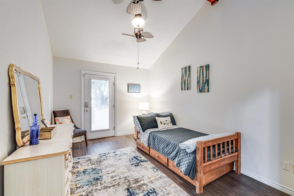 Lake Shore Acrs-Rev - Residential