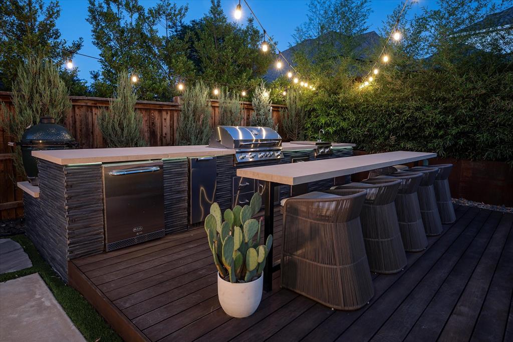 15111 Spider Lily Road