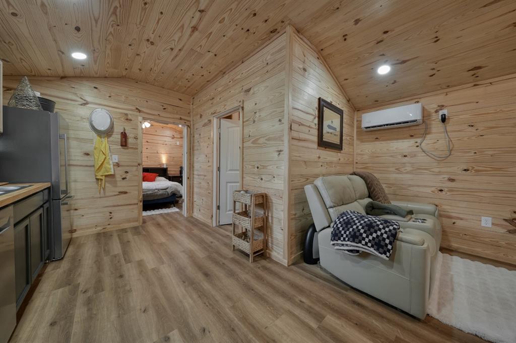 CORY MOREHEAD ADDN 33 - Residential