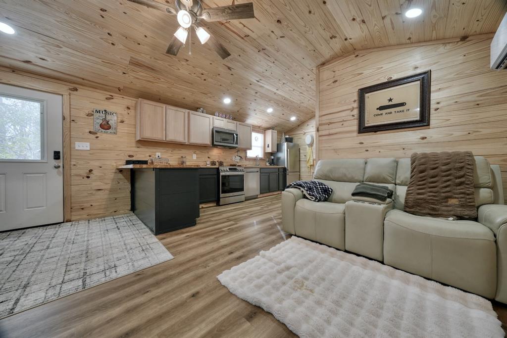 CORY MOREHEAD ADDN 33 - Residential