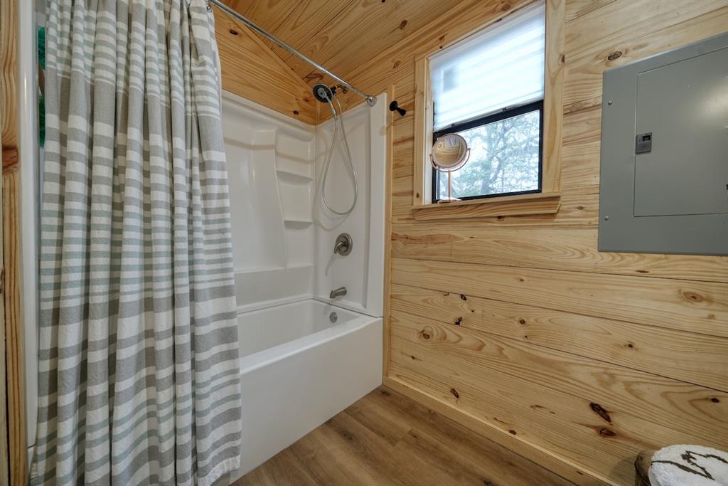 CORY MOREHEAD ADDN 33 - Residential