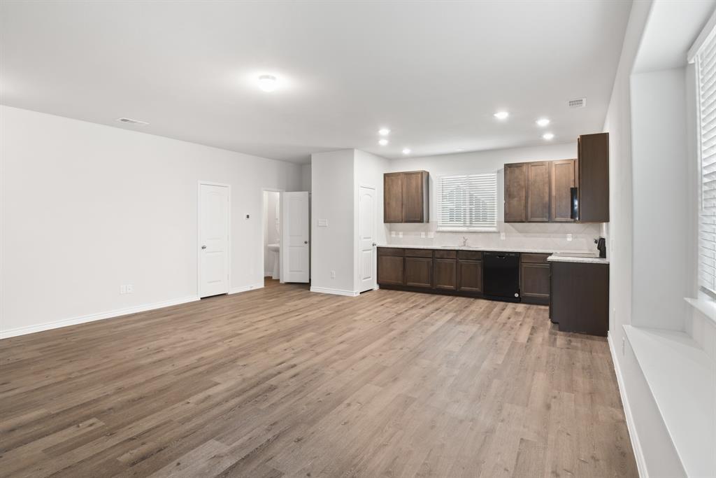 Enchanted Bay - Residential