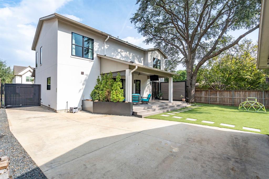 Mockingbird Hill - Residential