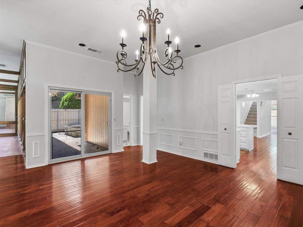 2204 Cardinal Drive