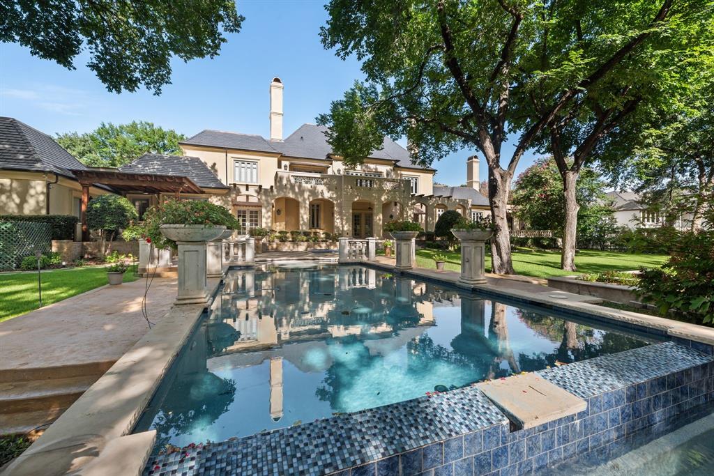 The Estates At Tour 18 Sec 1 - Residential