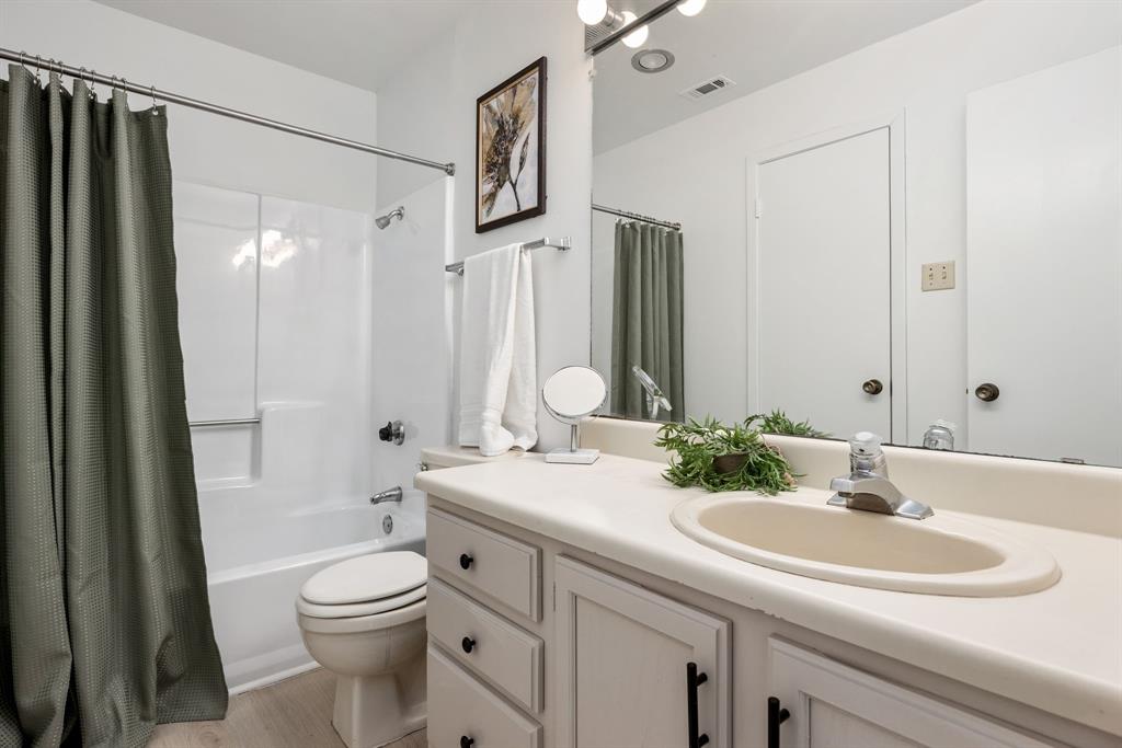 Towne Centre Village Ph 03 - Residential