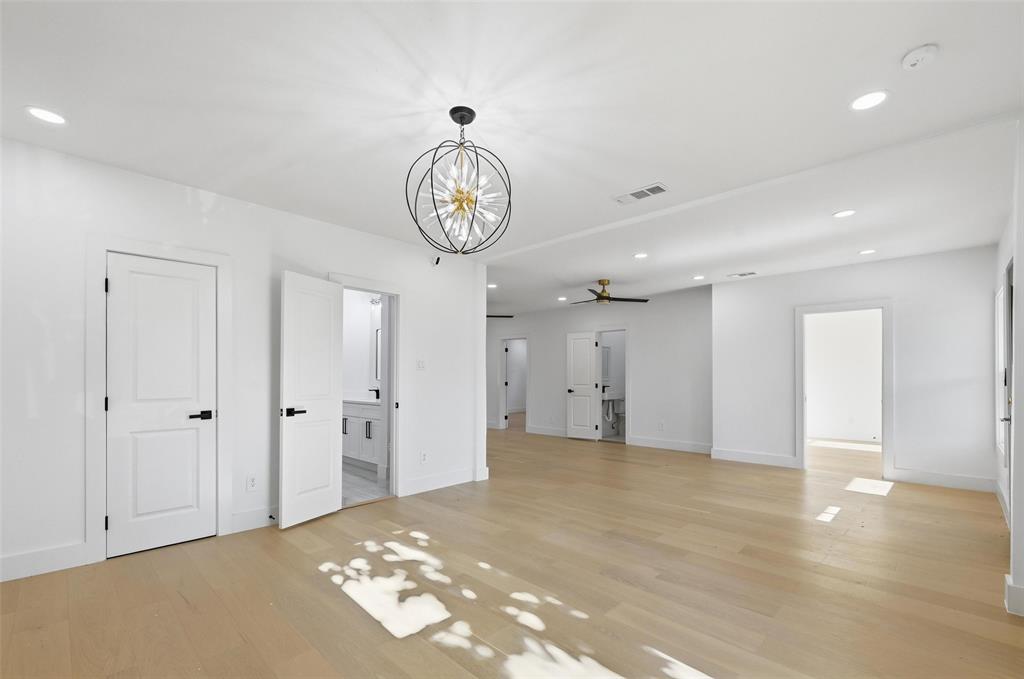 Mount Auburn - Residential