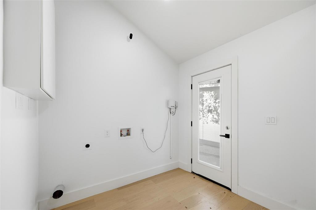 Mount Auburn - Residential