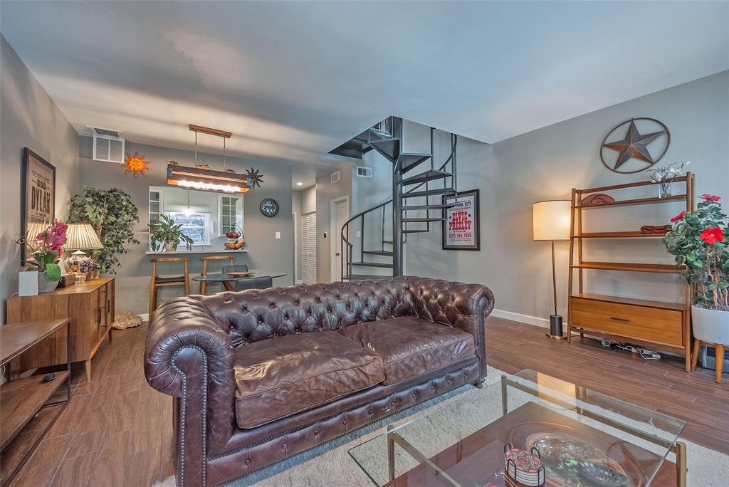 Lakewood Embassy Condos - Residential