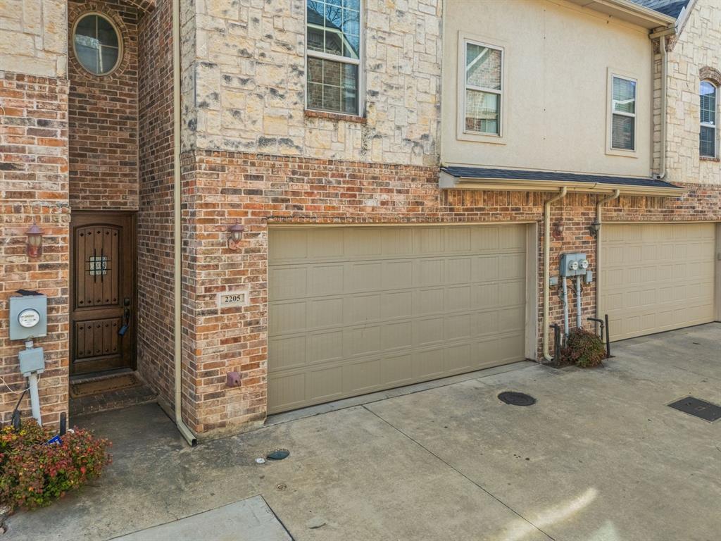 2205 Apollonia Lane