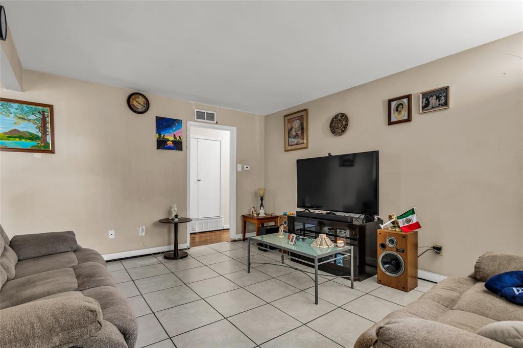 Johnston Park 01 - Residential