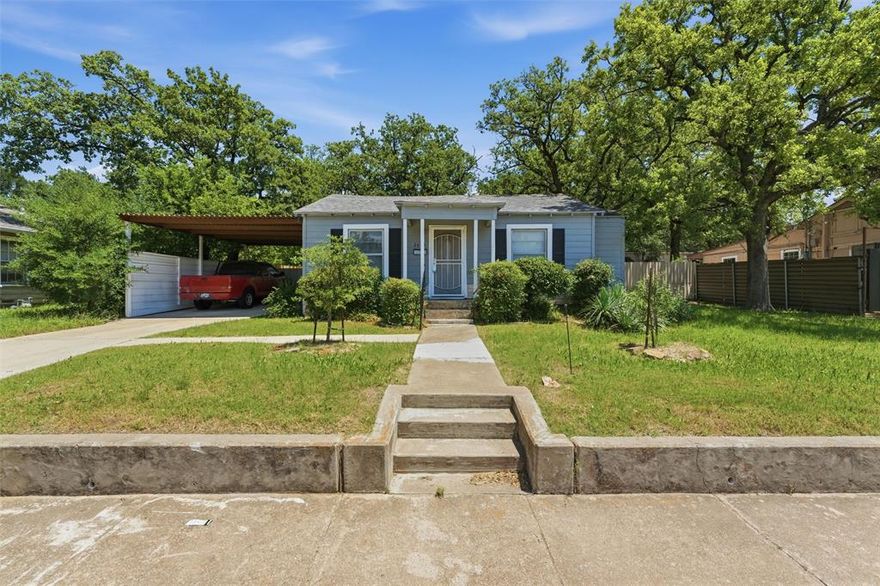 Welcome to 2609 Yaeger Street, a charming and inviting home nestled in a well-established Fort Worth neighborhood. This property offers a perfect blend of comfort, character, and convenience, making it ideal for both first-time buyers, investors or those looking to settle into a quiet community.