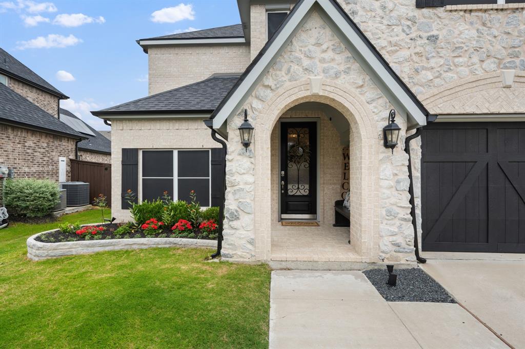 1324 Benavites Drive