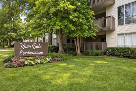 Photo of 4845 Cedar Springs Road #174, Dallas, TX 75219 (MLS # 21321567)