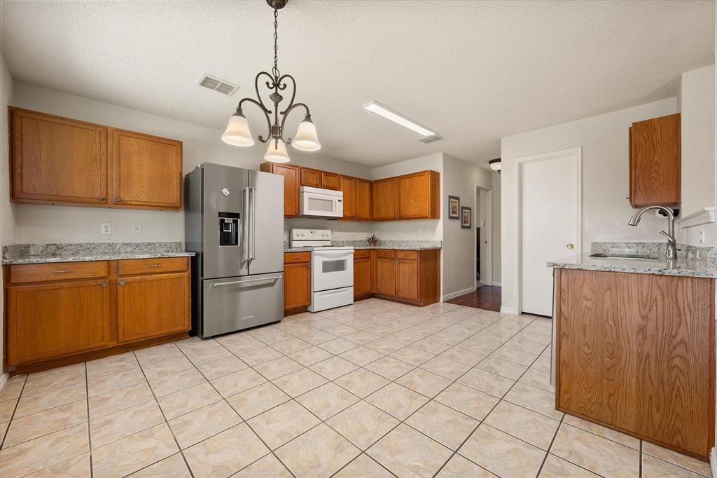 2139 Hacienda Court