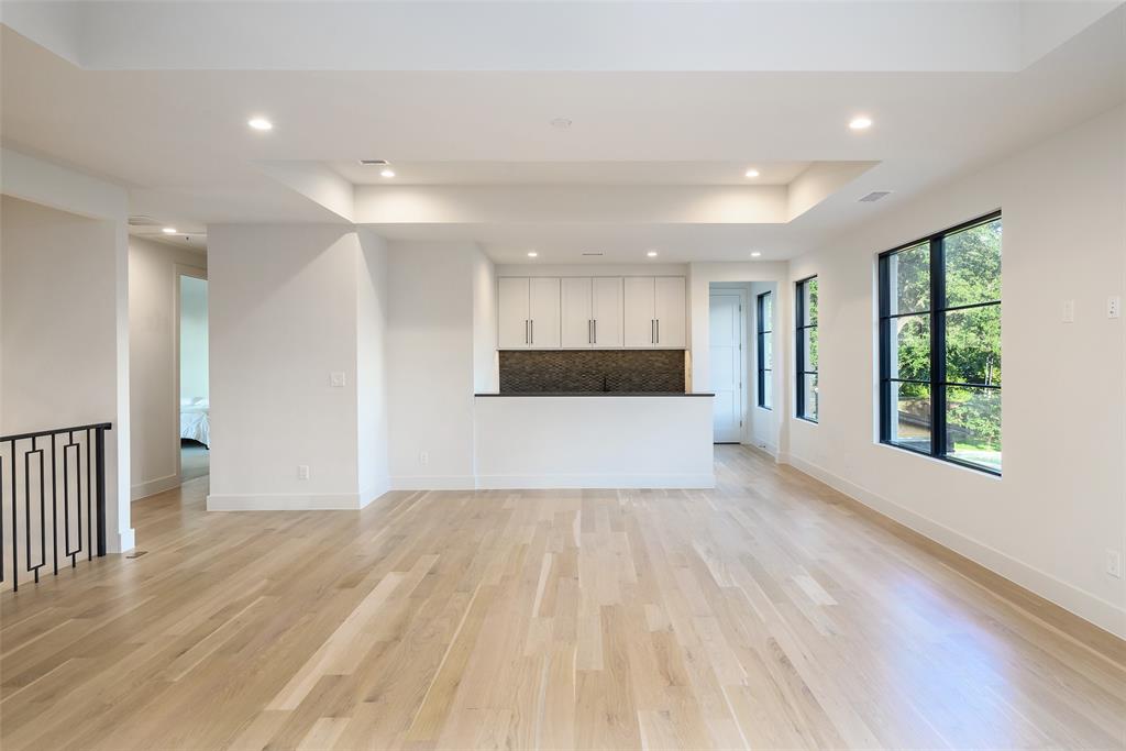 Jackson Heights 02 - Residential